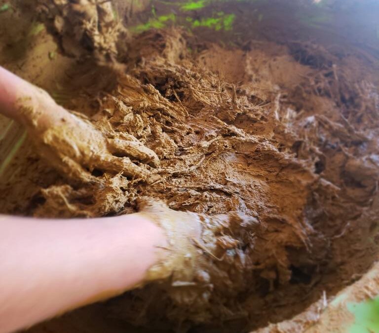 Mettre littéralement les mains à la pâte